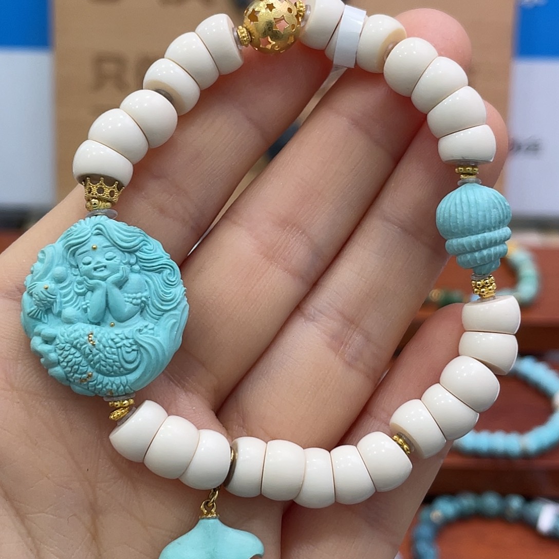 绿松石18K金镶嵌珠宝奇石