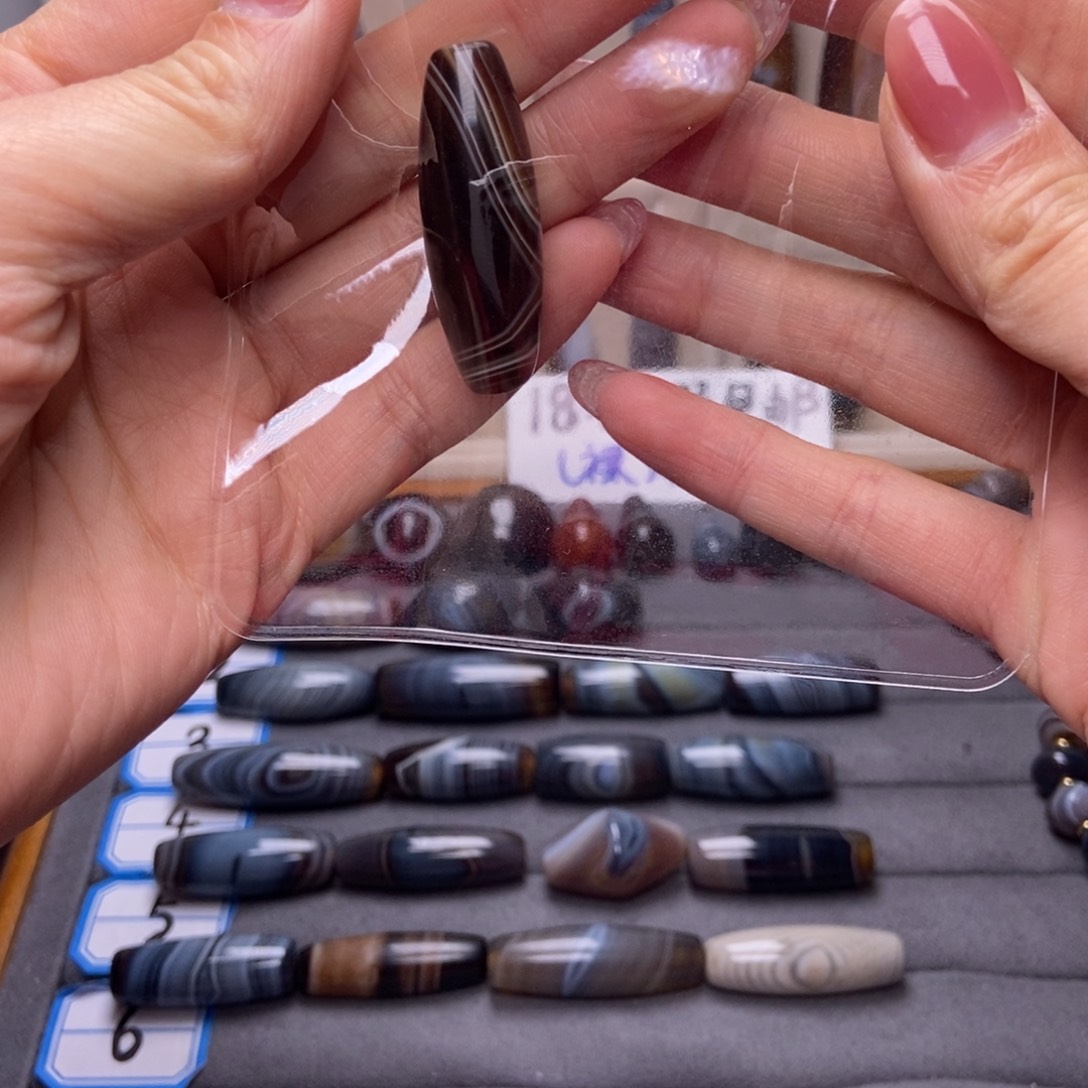 如***淼玛瑙/玉髓合金颈饰