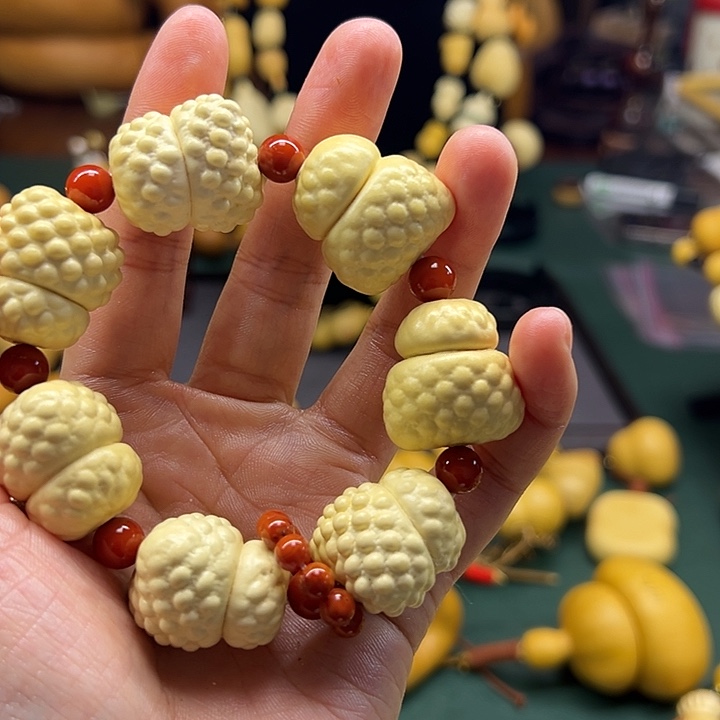 小*哥突突兔突突兔来了来了来了