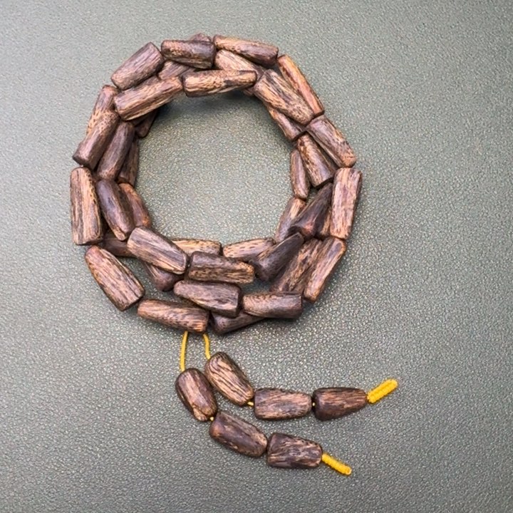 沉香手串用****8海南陆河瓜子树心油老料40克