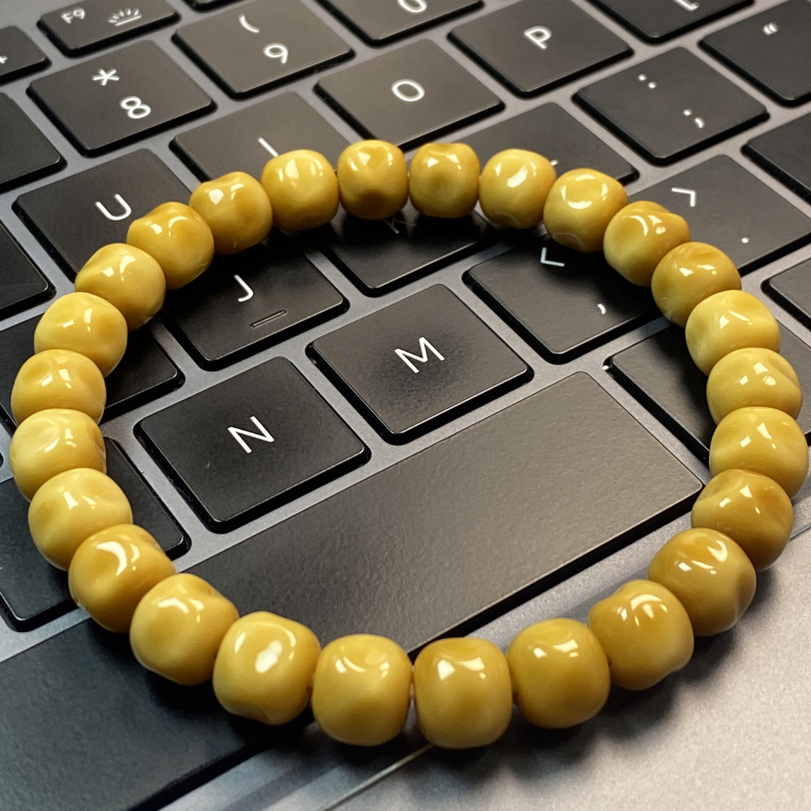 龙脊菩提手工雕刻菱镜无相9MM万目抛光（微钥匙孔）需预约定做