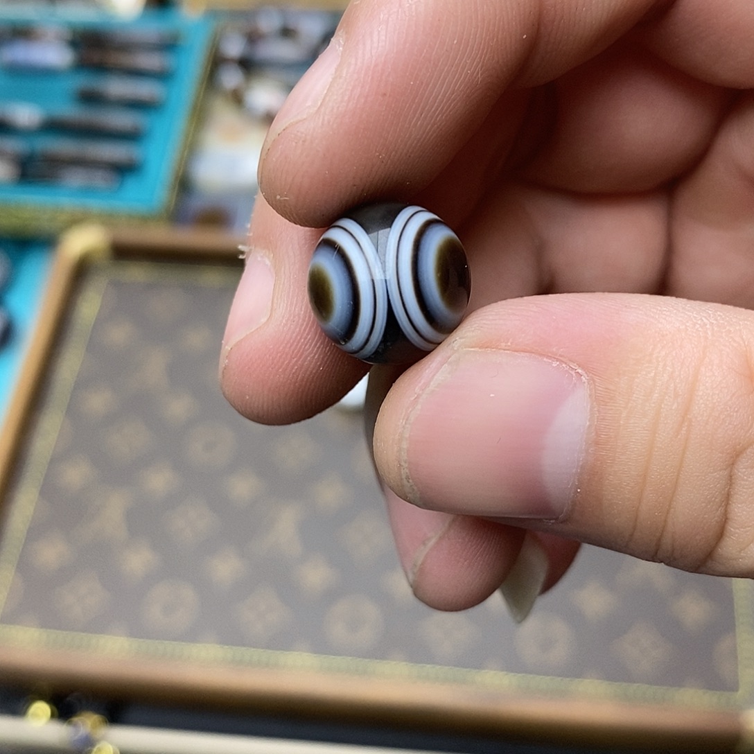 Z***叔玛瑙/玉髓未镶嵌颈饰