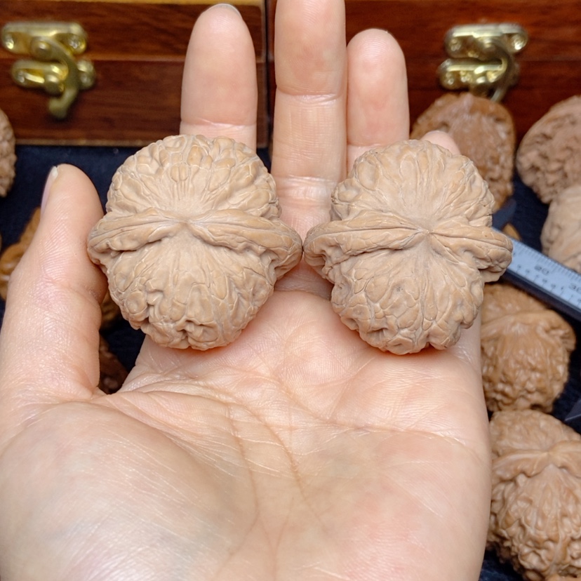 【闪购商品】文玩核桃吊坠葫**元宝42