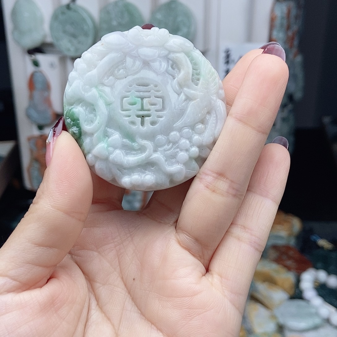 翡翠颈饰14K金镶嵌翡翠