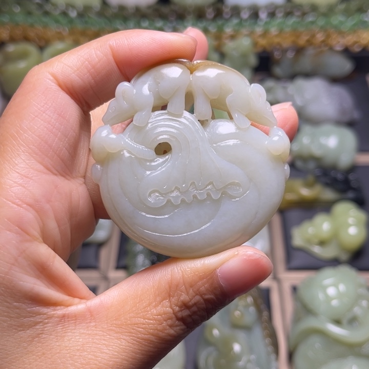 和田玉未镶嵌挂件