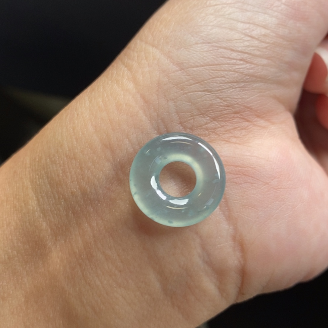 翡翠散珠晴底甜甜圈