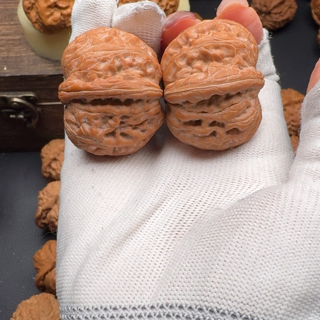 文玩核桃把件40元宝4734