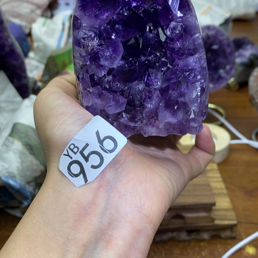 水晶大型摆件（非配饰）未镶嵌