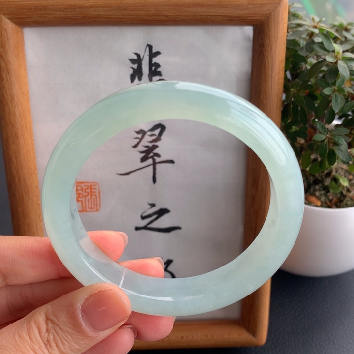 翡翠手镯未镶嵌翡翠手镯58