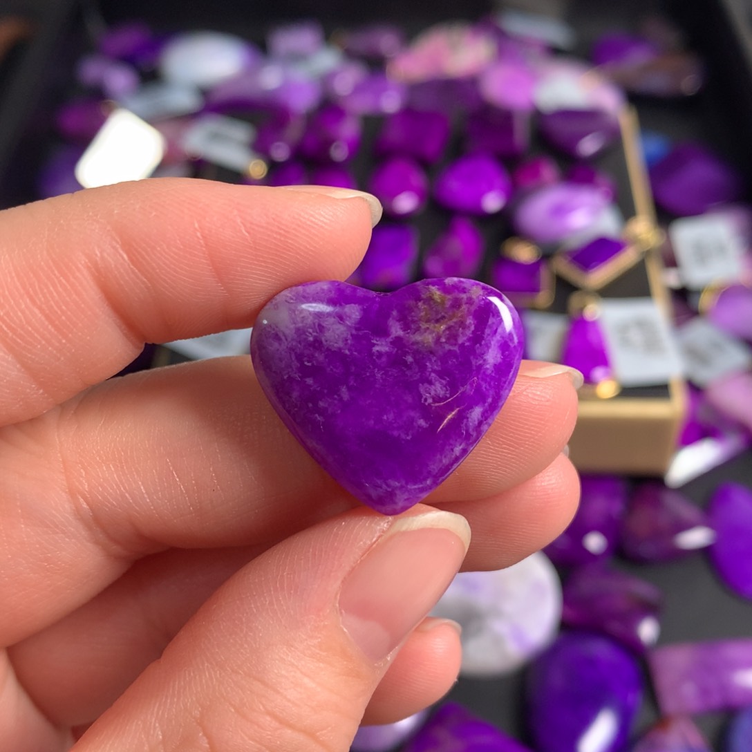 苏纪石（舒俱来）未镶嵌冰透樱花爱心裸石