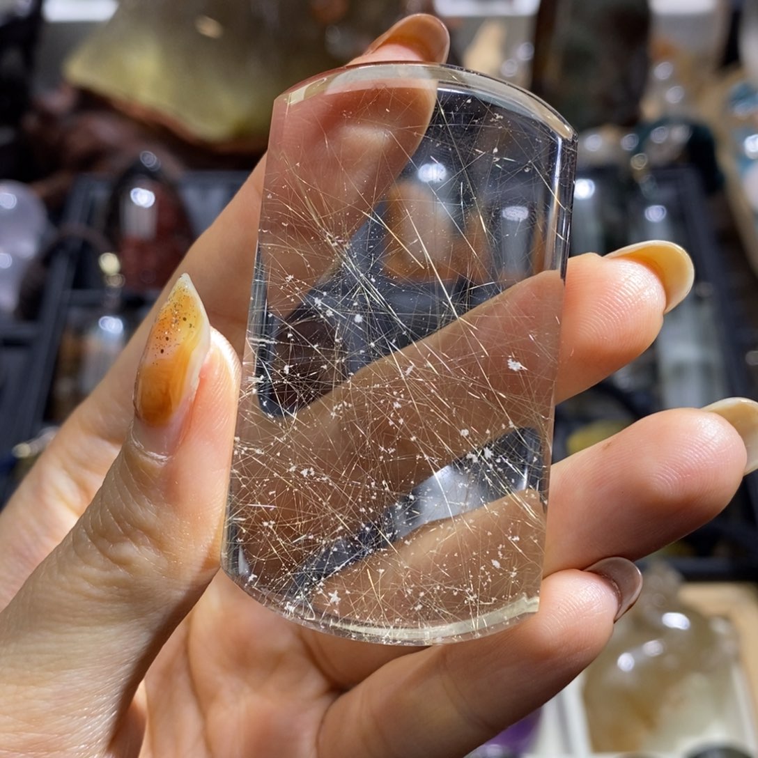 水晶颈饰未镶嵌吞*水晶