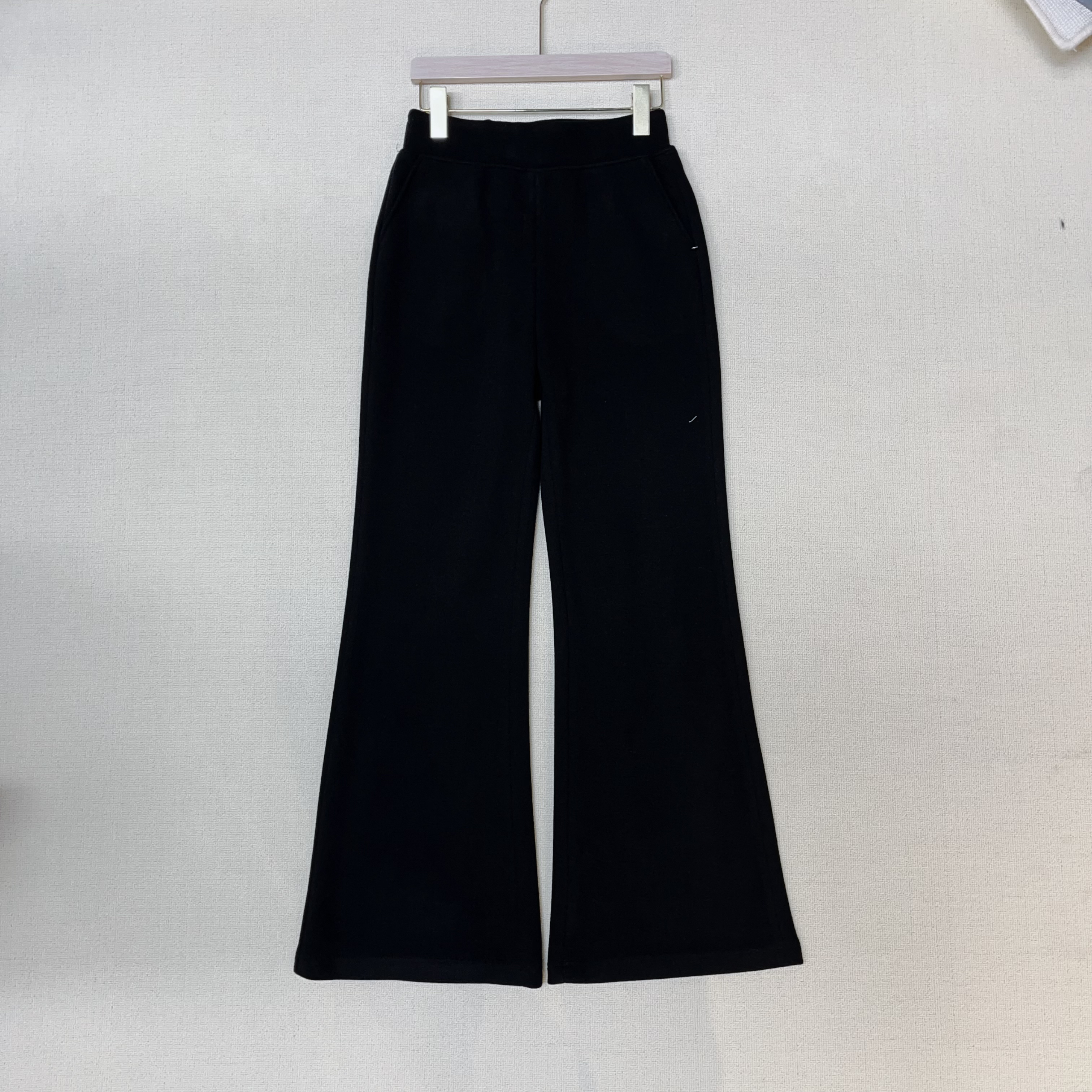 【四姐家】口袋小标加绒喇叭裤8710