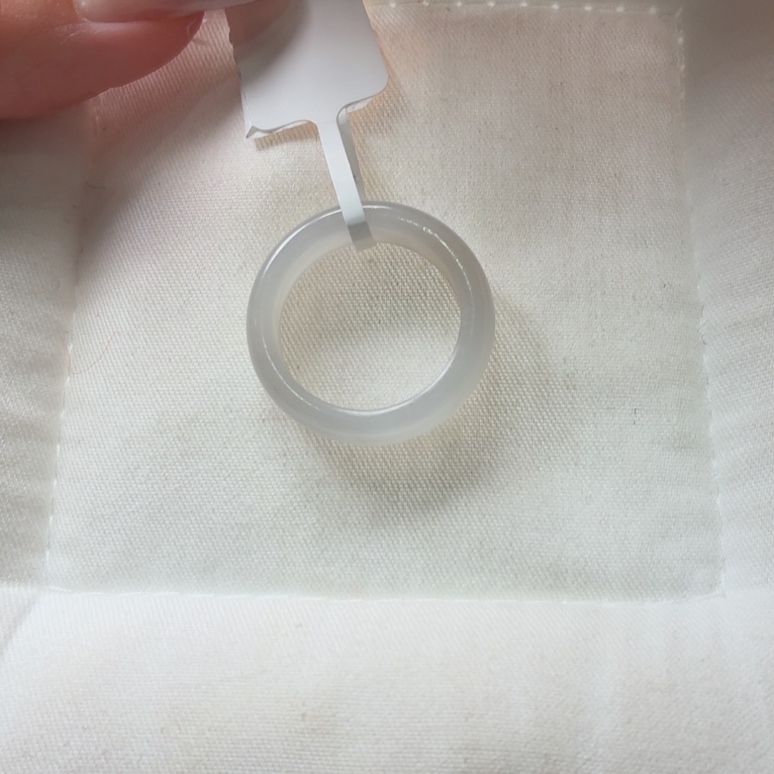 和田玉未镶嵌戒指