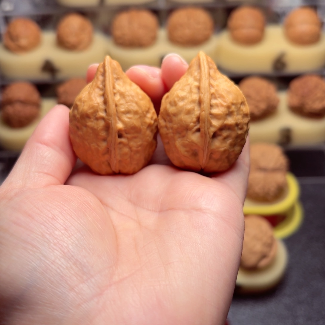 文玩核桃把件23号车