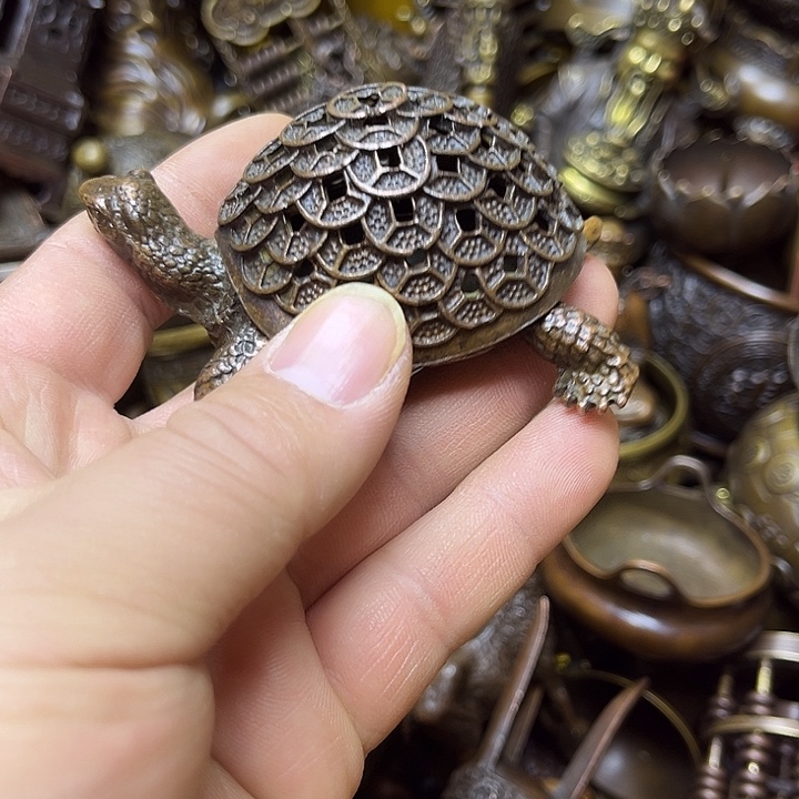 诚信经营精美铜器