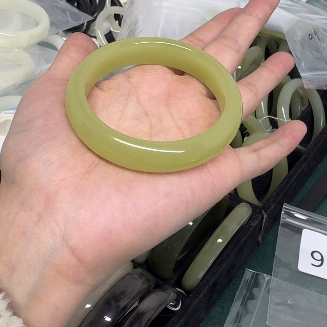 和田玉（青玉）手镯未镶嵌98号