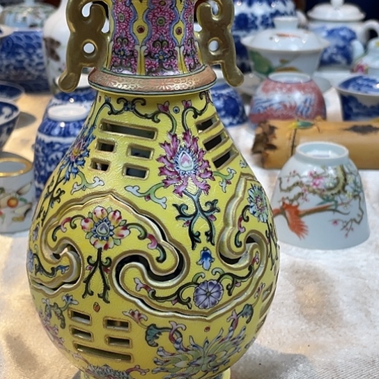 壶鹏**哥景德鎮陶瓷藝術