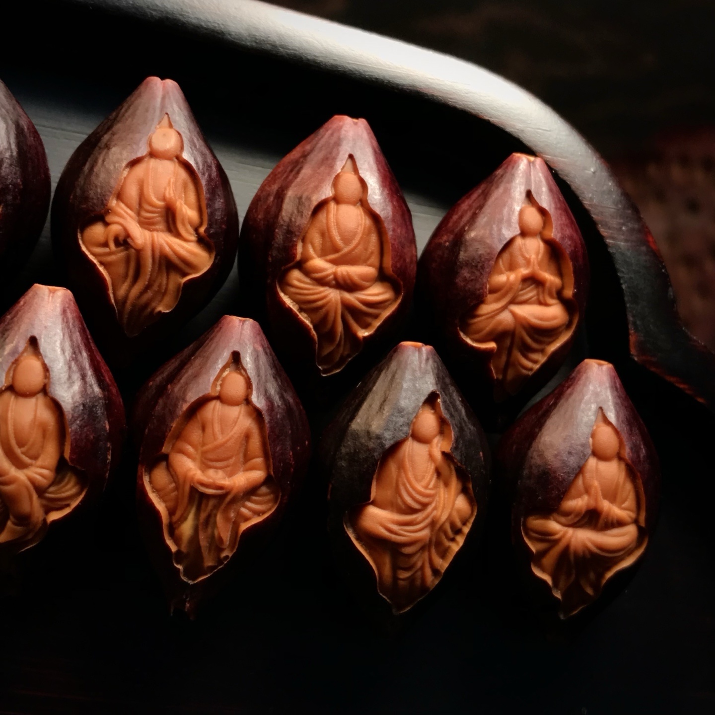 曹乐核雕【紫皮无相】李爱芳 苏工舟山核雕文玩手串CL504007