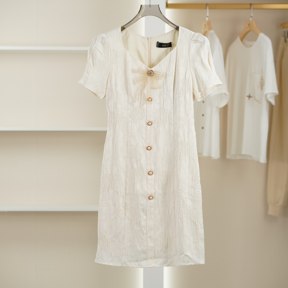 麦迪尚品【白LY】50416227 夏季高级优雅连衣裙品牌撤柜 D4组