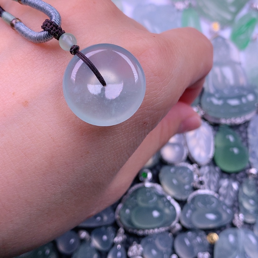 【闪购商品】颈饰18K金镶嵌翡翠?*清天然缅甸翡翠