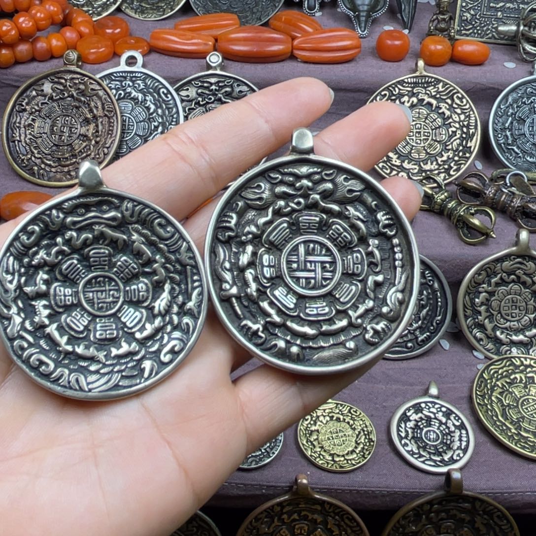 N***6泥塑特色手工艺品