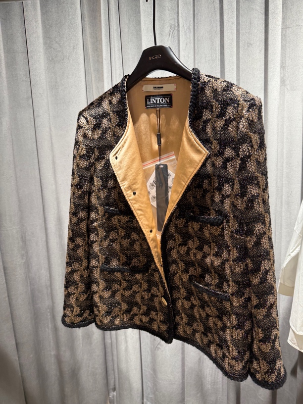 ELVIS.CHEUNG蒋云小香风西服外套