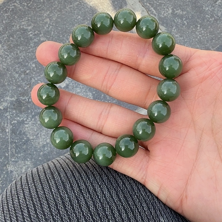 和田玉（碧玉）未镶嵌手链