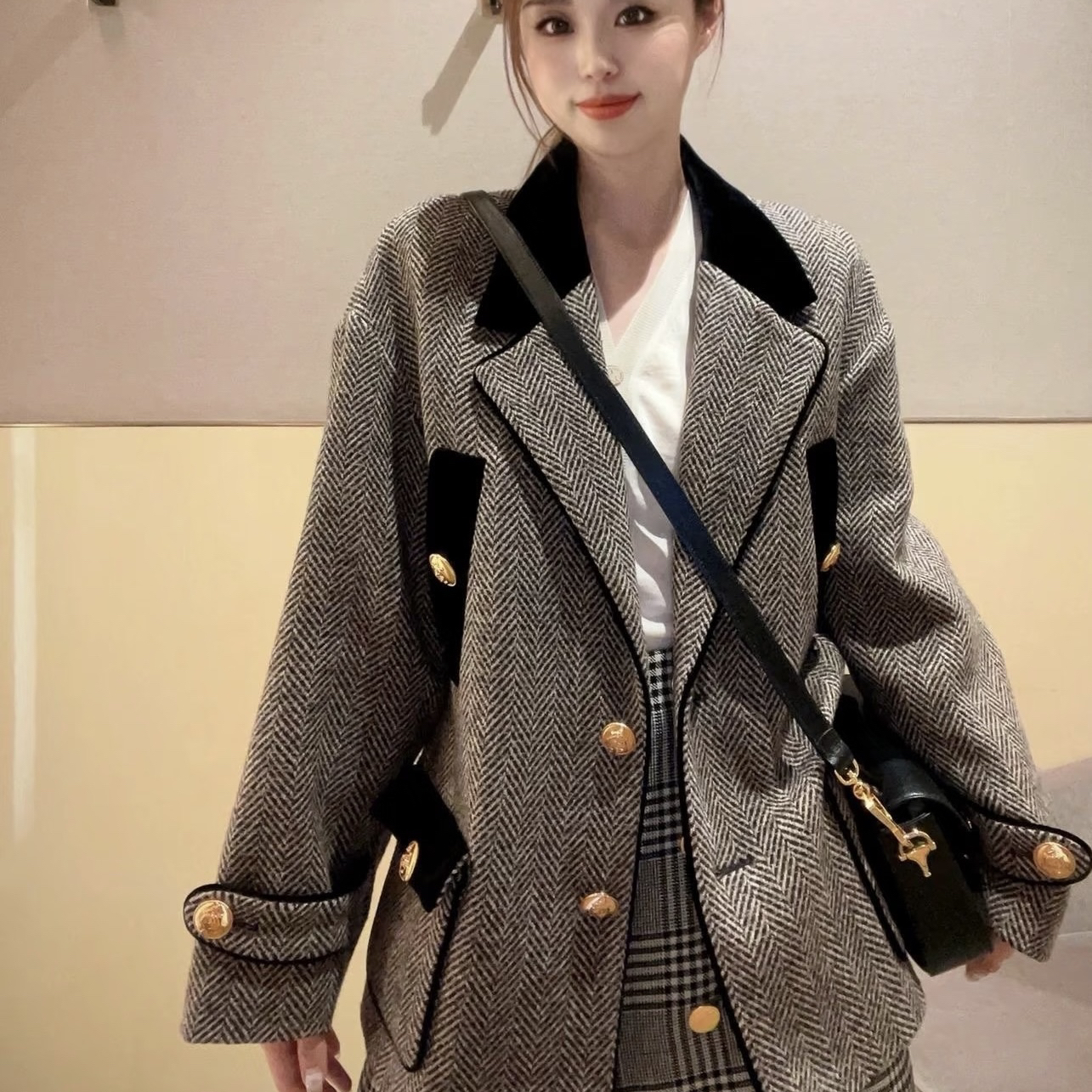 99新 GUCCI/古驰 FW23 人字纹羊毛单排扣长袖大衣38码 原价29500