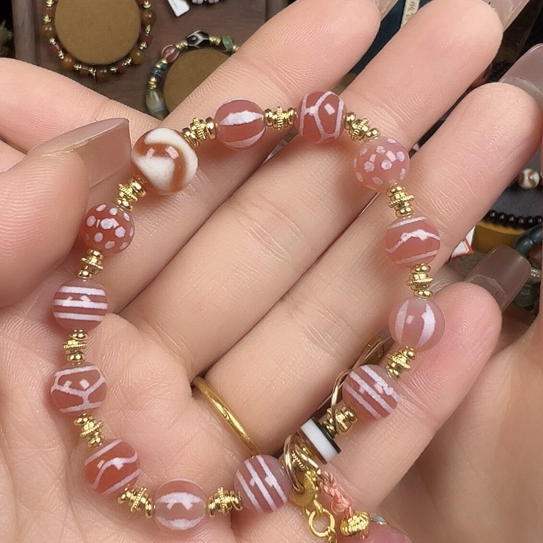 廖***廖玛瑙/玉髓合金手链手串