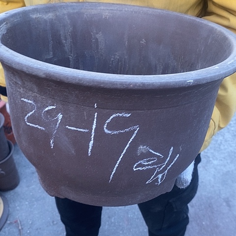 紫砂中国宜兴紫砂花盆，