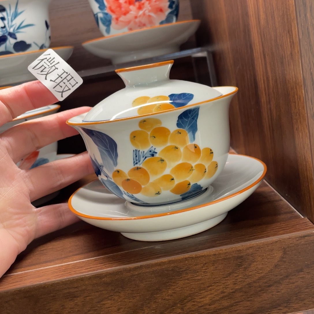 釉下手绘茶具微瑕