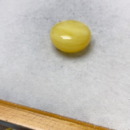 蜜蜡裸石未镶嵌吊坠