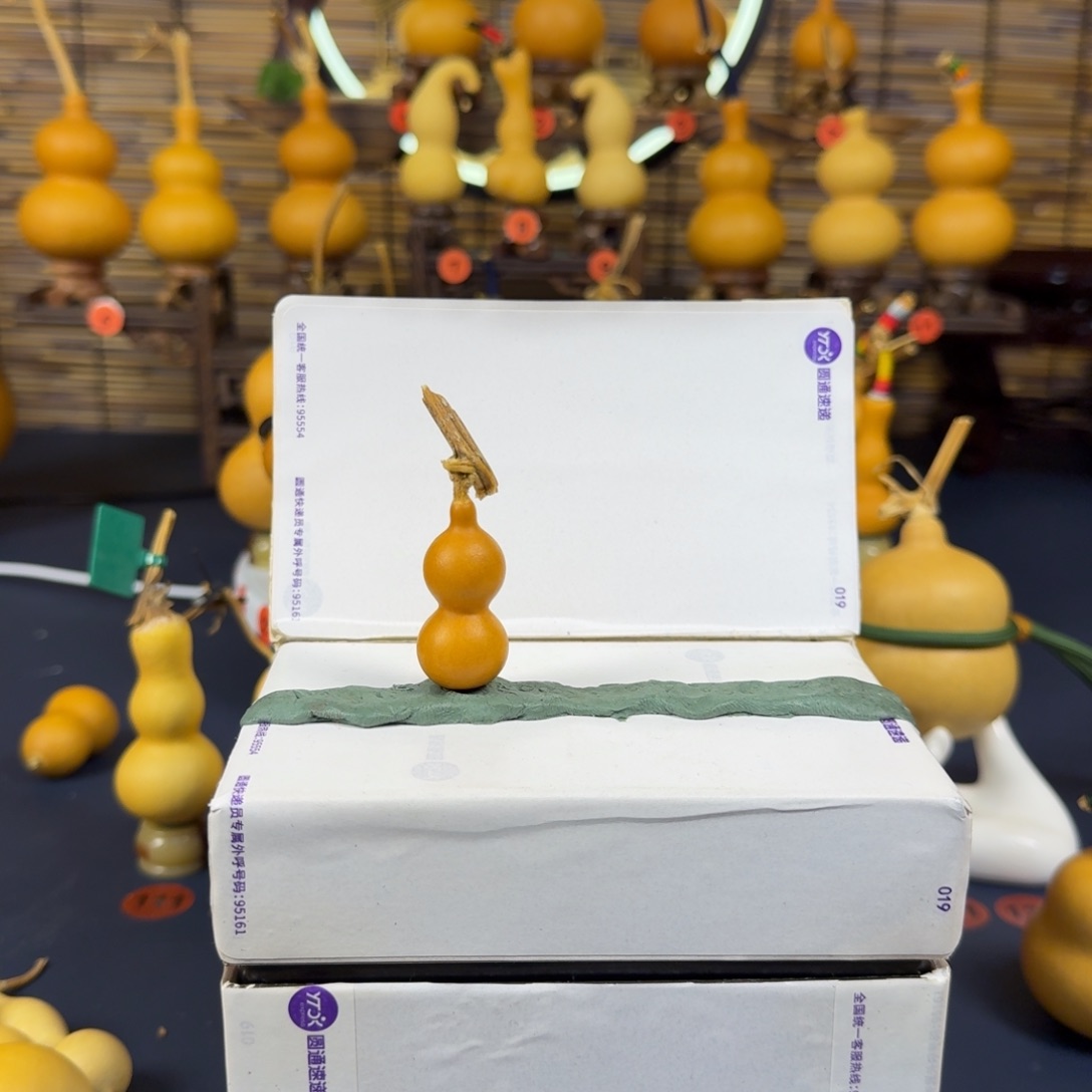 文玩葫芦天津嘴草里金尺寸3.6