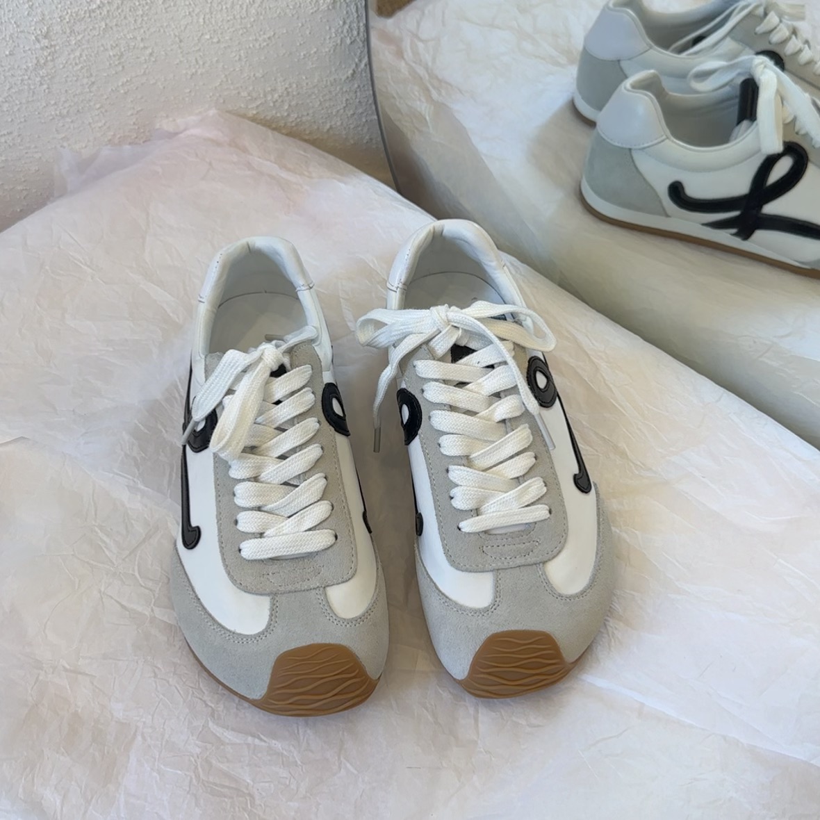 【王二今】牛皮/2.5CM/情侣款阿甘慢跑运动鞋时尚休闲拼色德训鞋女