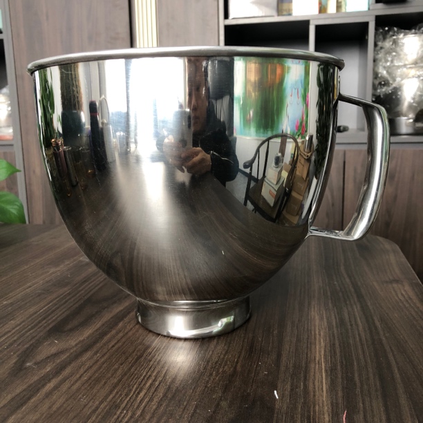 K家，不锈钢搅拌杯，口径：21cm、高度：19cm微瑕