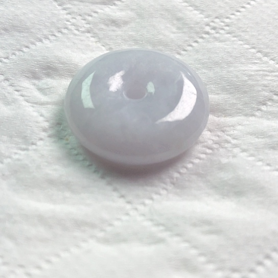 翡翠颈饰未镶嵌平安扣