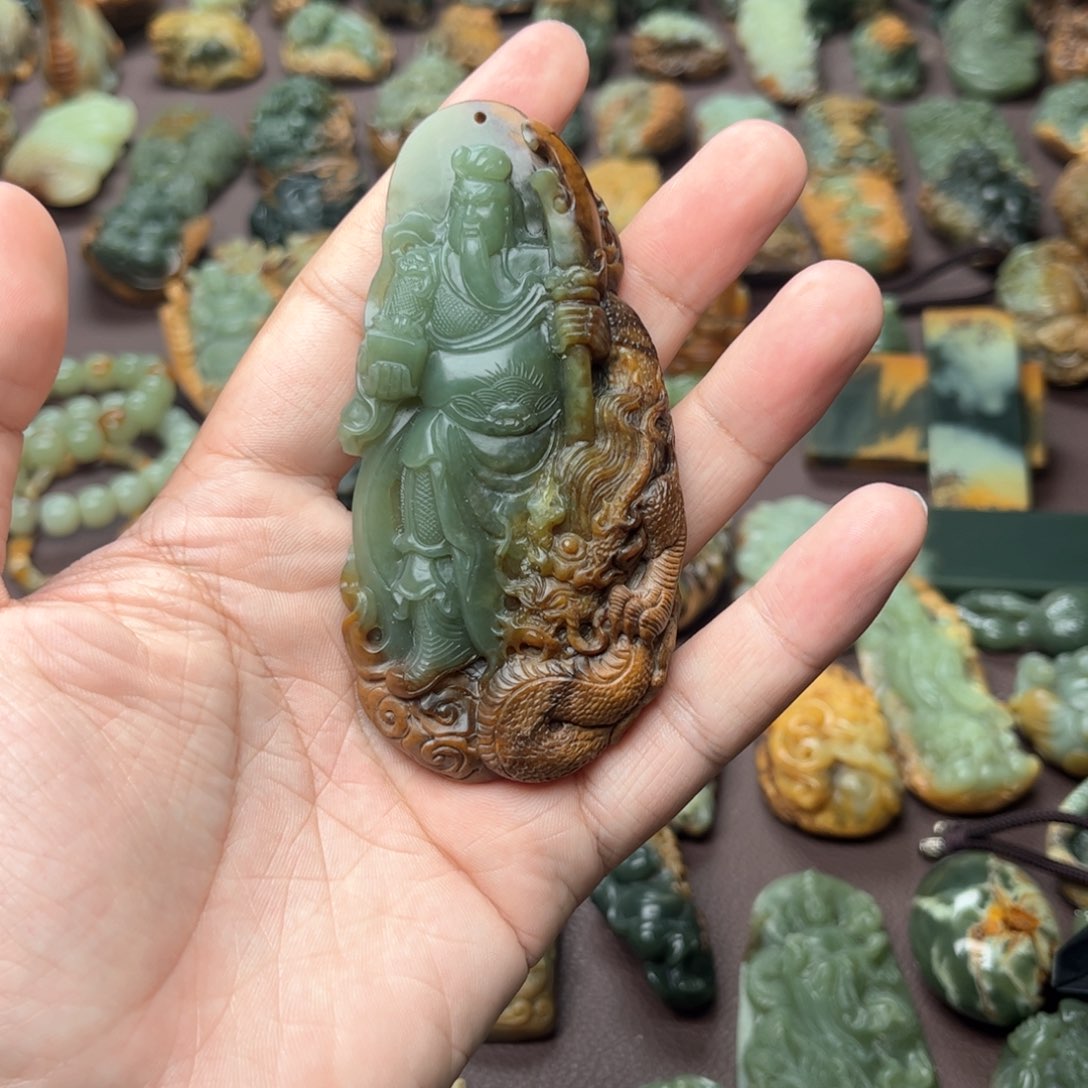 岫岩河磨玉（透闪石质玉）未镶嵌吊坠A****空