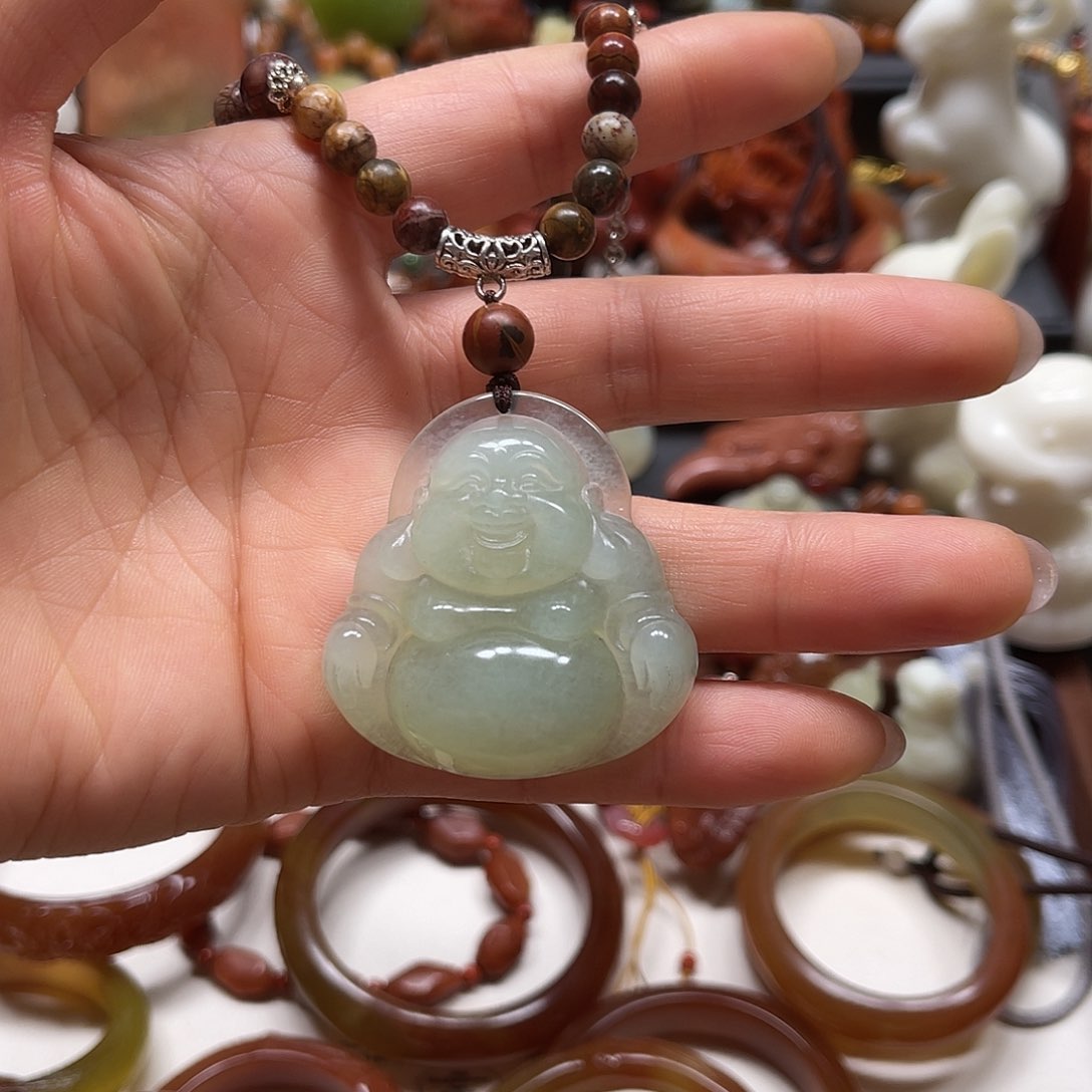 蛇纹石玉吊坠发一个未镶嵌