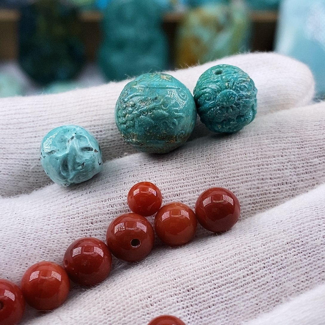 南红玛瑙未镶嵌珠宝奇石