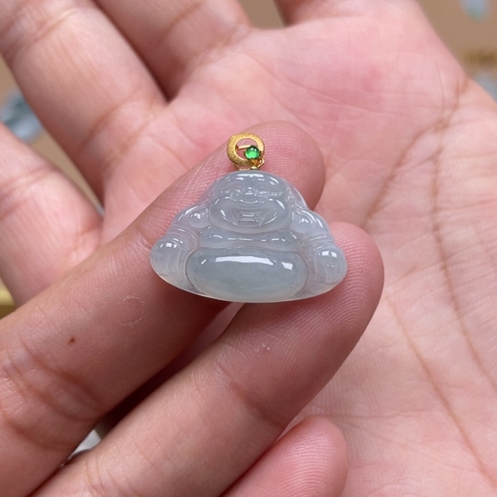 翡翠18K金镶嵌颈饰佛公