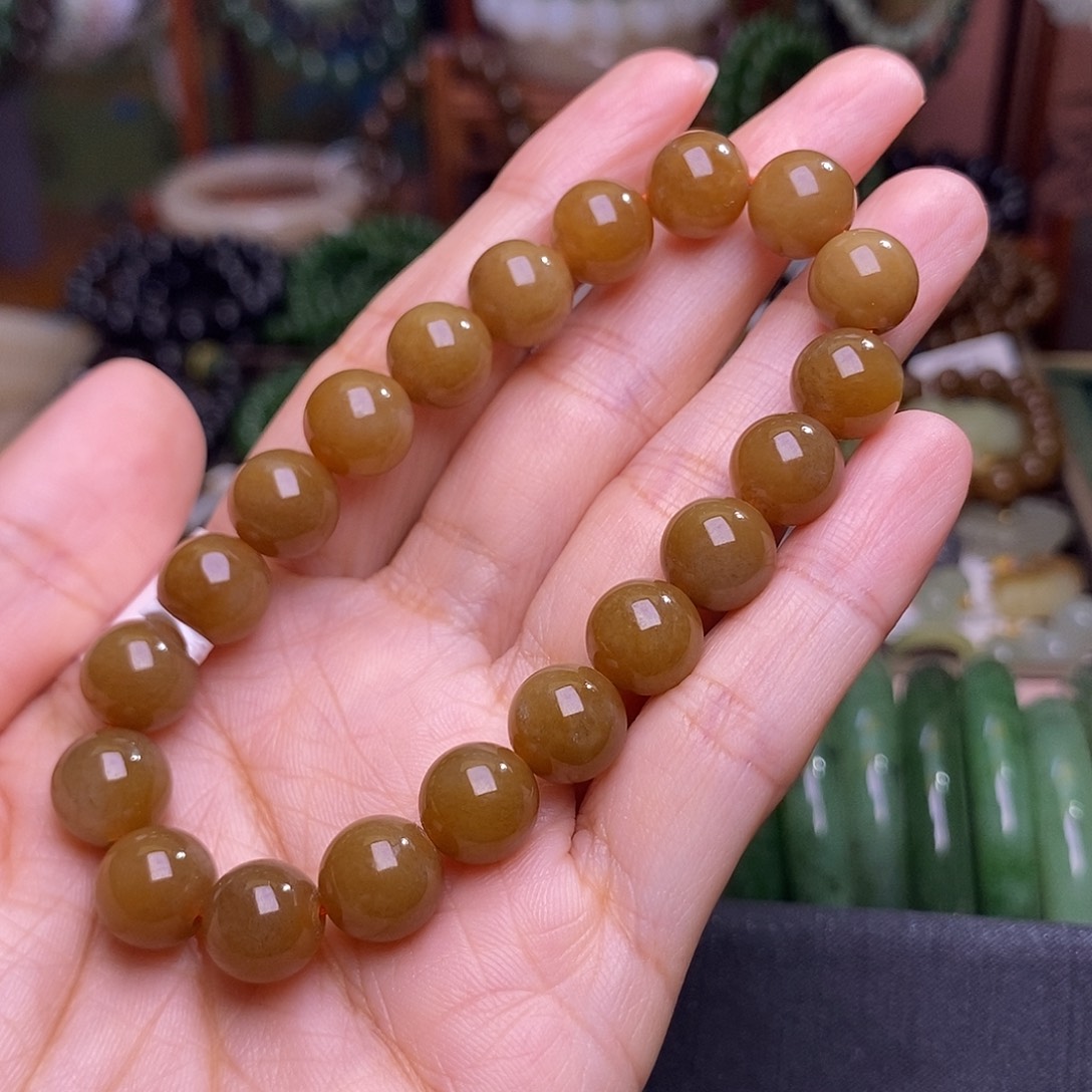 和田玉未镶嵌颈饰糖料手串约10