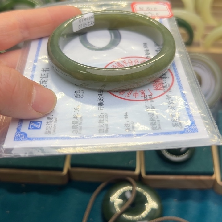 和田玉手镯未镶嵌59圈围1815