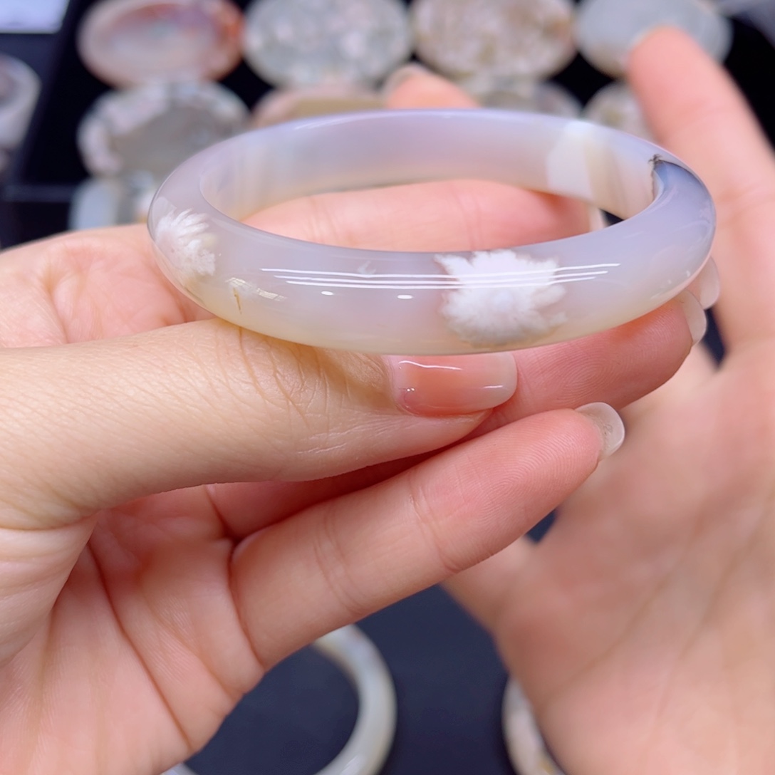 玛瑙/玉髓未镶嵌手镯60