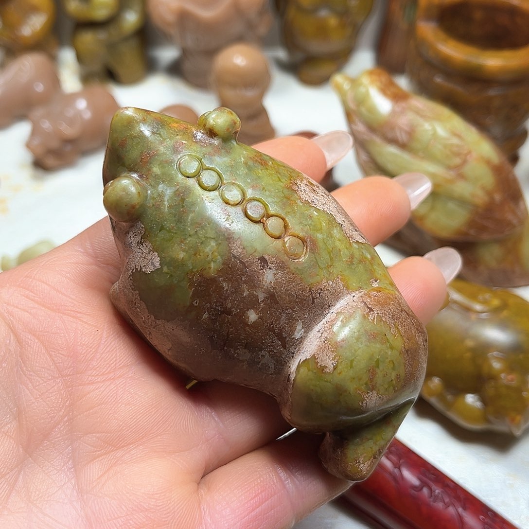 白玉菩提吊坠白玉菩提吊坠