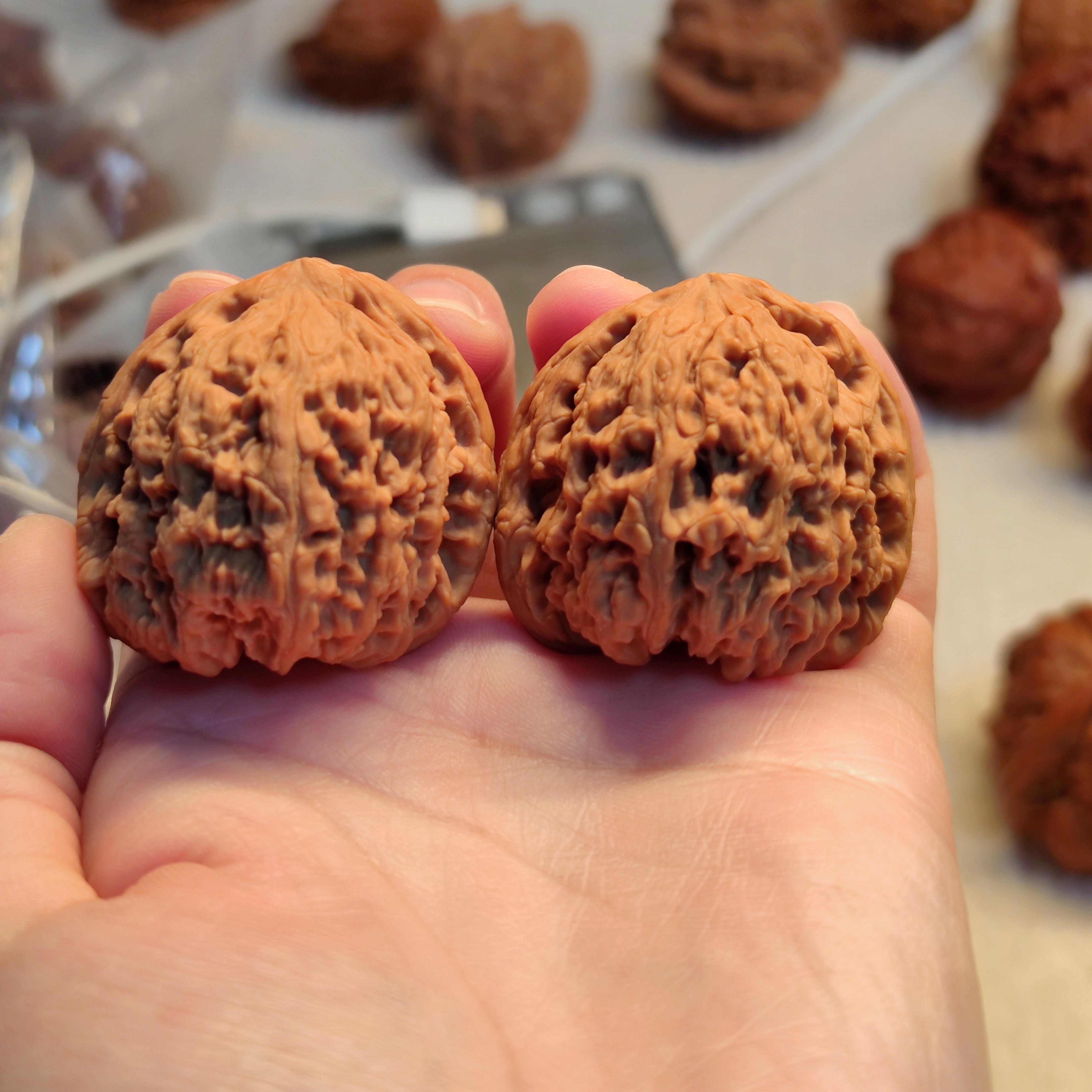 39尺寸，凹底南疆石，有一点黄