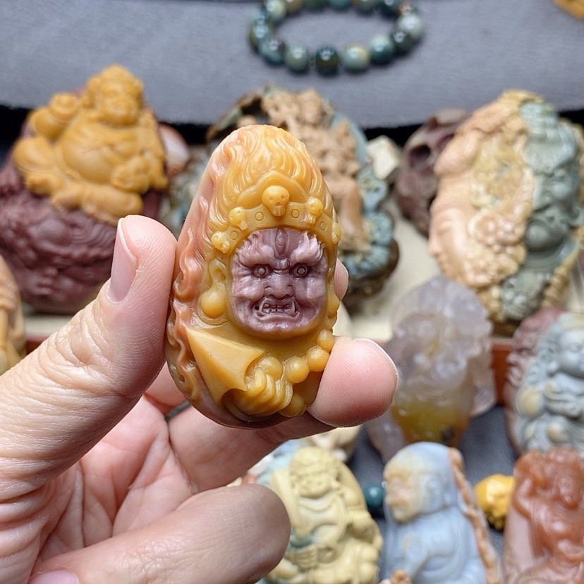 【闪购商品】定制石英质玉吊坠未镶嵌