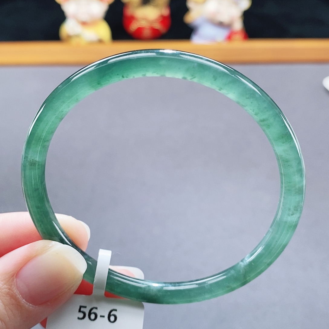 翡翠未镶嵌手镯119