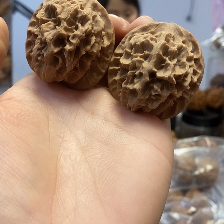 把件文玩核桃40.5龙鳞