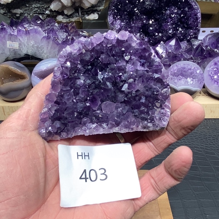 紫晶未镶嵌大型摆件（非配饰）