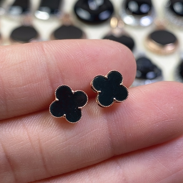 翡翠耳饰18K金镶嵌缅甸天然翡翠墨翠